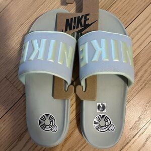 Nike Women's Offcourt Slides.Womens Size 10